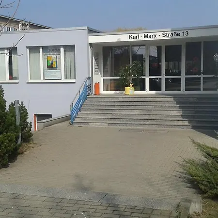 Hostel Checkinn Zimmervermietung Ug